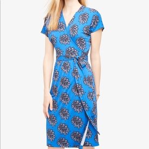 Ann Taylor Leaf Short Dolman Sleeve Wrap Dress